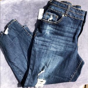 Maurice’s HighRise Crop Jeans Brand New